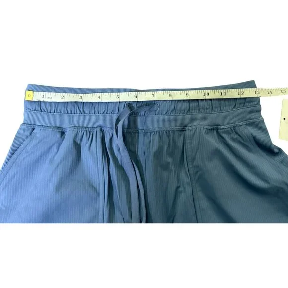 Lululemon Dance Studio High-Rise Short Size 4 3.5" W7CCGS in OASB Oasis Blue NWT - Picture 9 of 15